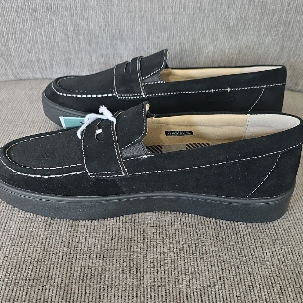 Womens Black Penny Loafers By Waco Shoe Co, Size 8.5, New In Box‎